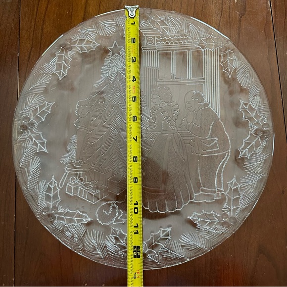 Vintage Pilgrim Glass 13” Party Platter Embossed Family Christmas Tree Scene - Picture 9 of 9